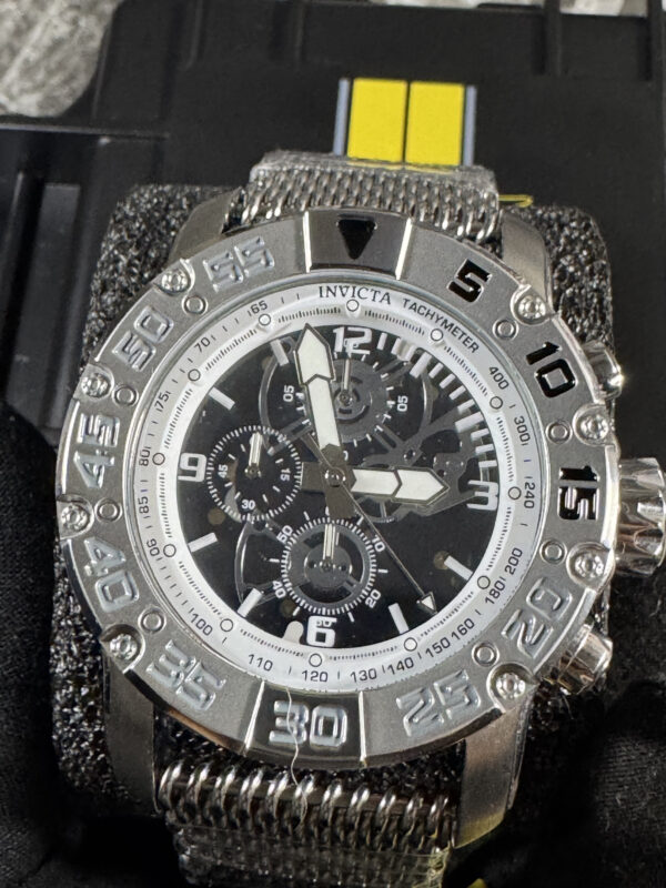Reloj INVICTA Racing JM Edition 48mm - Imagen 5